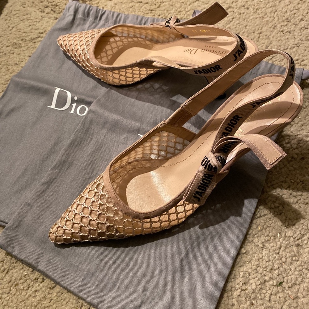 Door J’adior Slingback Pumps